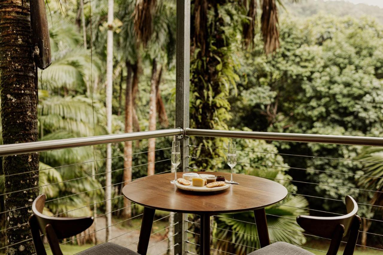 Mist At Cape Tribulation Exterior foto